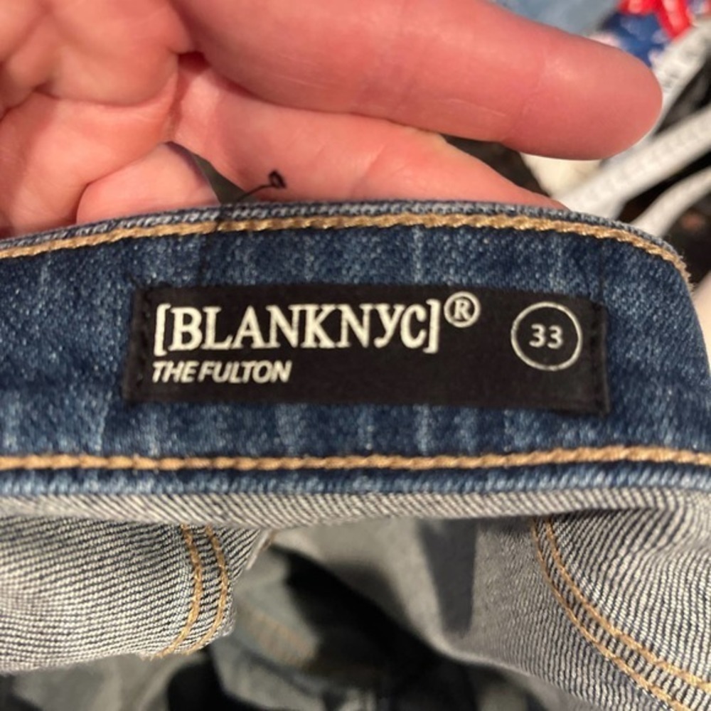 BLANK NYC CUT OFF SHORTS DENIM - Picture 4 of 4
